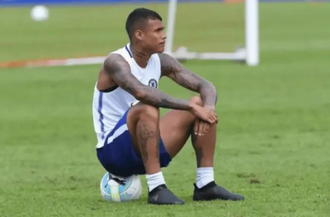 学学切尔西!说一句道歉的话,真的有那么难吗?